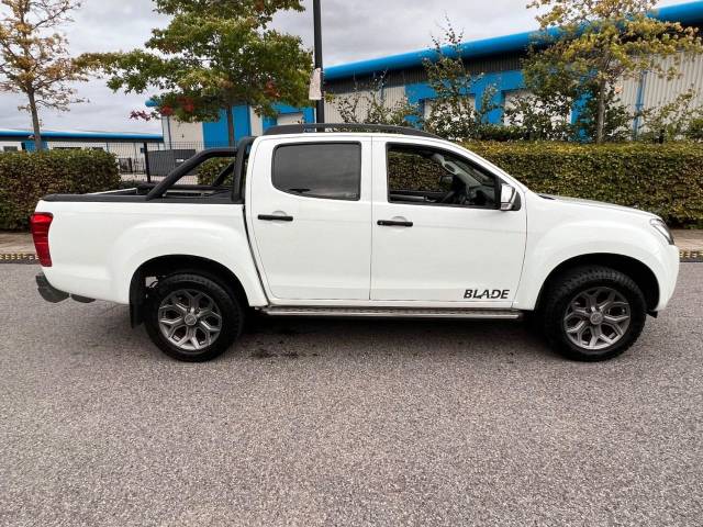2014 Isuzu D-max 2.5TD Blade Double Cab 4x4 Auto
